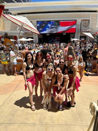 Chéri Encore Package: Brunch, Limo & Pool Party image 21