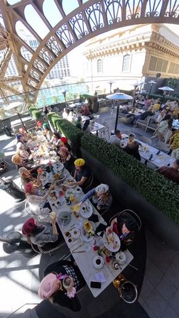 Chéri Encore Package: Brunch, Limo & Pool Party image 9