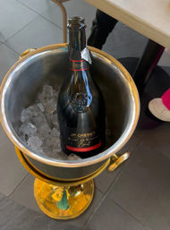 Chéri Encore Package: Brunch, Limo & Pool Party image 11