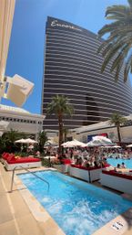 Chéri Encore Package: Brunch, Limo & Pool Party image 24