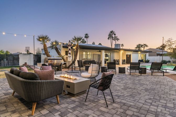 La Quinta Del Sol: Poolside Chill & Prime Scottsdale Location image 4