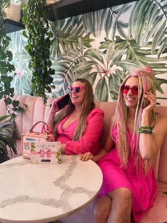 Ultimate Pink Paradise: Airbnb + Mustang Rental, Kiwi Spa, VR Party, Cafe & Boat Cruise image 15