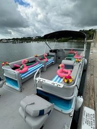 Jacksonville Boat Charters: Pontoons, Motor Yachts and Catamarans for Every Occasion image 2