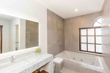 Casa Lagoon Cancun: 5BR Waterfront Villa with Private Pool image 21