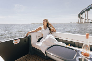 Sea La Vie: Luxury Captained Pontoon for Your Party image 8