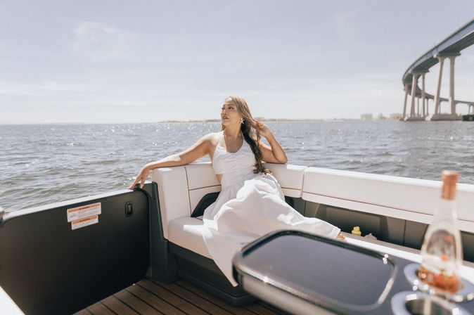 Sea La Vie: Luxury Captained Pontoon for Your Party image 8