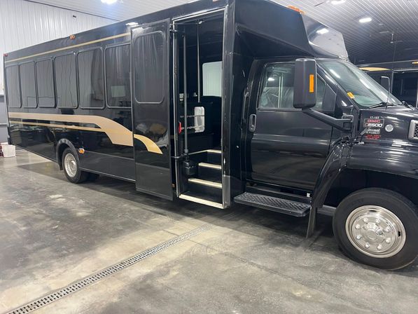 Private Limo Wine Tour: Visit Local Wineries with Tastings, Music & Scenic Views image 2