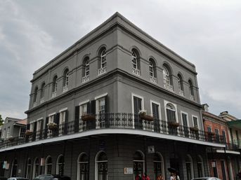 New Orleans Tours: Beyond the Grave, A Witches Walk, History & Haunts, and More image 13