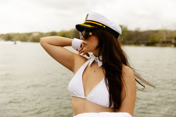 Boat Babes: Boat Charter Party Hosts and VIP Bottle Service on the Lake image 11