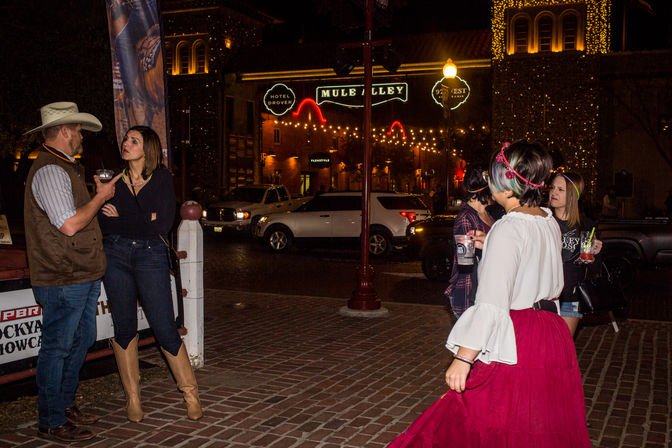 Boos & Booze: Ghost Tour + Bar Crawl in Fort Worth image 4