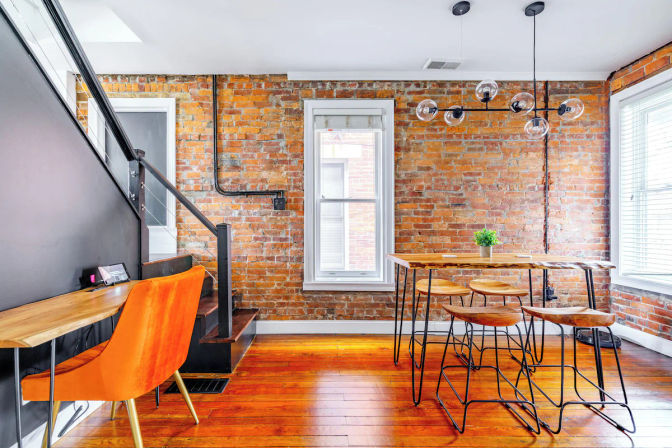 Jungalow: Bold, Plant-Filled Stay with Backyard in Heart of Columbus image 70