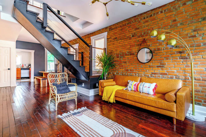 Jungalow: Bold, Plant-Filled Stay with Backyard in Heart of Columbus image 28