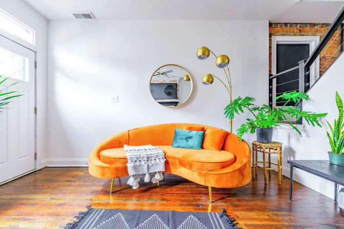 Jungalow: Bold, Plant-Filled Stay with Backyard in Heart of Columbus image 47