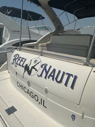 Private Yacht Rentals in Chicago: Unforgettable Lake & River Experiences image 3