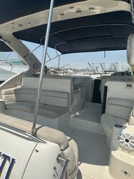 Private Yacht Rentals in Chicago: Unforgettable Lake & River Experiences image 2
