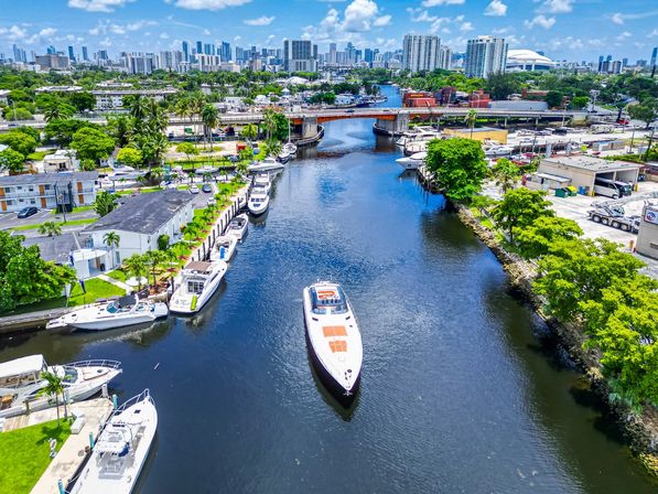 Ultimate Miami Party on an 85ft Panther Yacht: Dance, Lounge & Enjoy the Views image 8