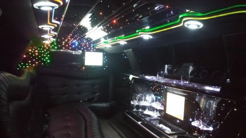 Limousine, SUV & Party Bus Transportation with Royalty Limousine San Diego (BYOB) image 7