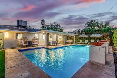 The Kensington: Luxe Scottsdale Retreat with Pool & Outdoor Fireplace Lounge image 43