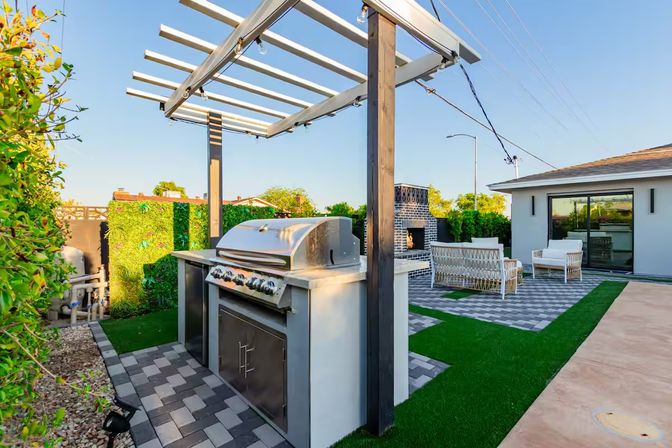 The Kensington: Luxe Scottsdale Retreat with Pool & Outdoor Fireplace Lounge image 37