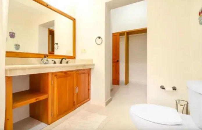 Perfect Stay: Newly Renovated 4 BR Villa in Puerto Aventuras image 14