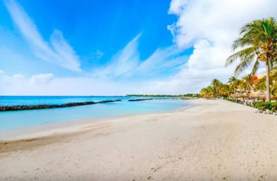 Perfect Stay: Newly Renovated 4 BR Villa in Puerto Aventuras image 20