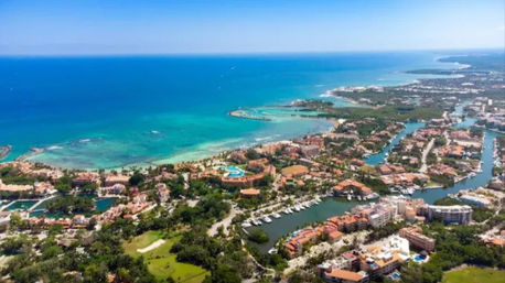 Perfect Stay: Newly Renovated 4 BR Villa in Puerto Aventuras image 27