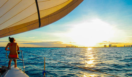Isla Mujeres Catamaran Sailing Tour: Open Bar, Snorkeling, Beach Club + Lunch image 5