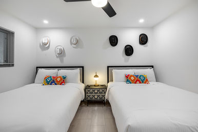 Cactus Blanco – Dreamy Old Town Scottsdale Escape image 27