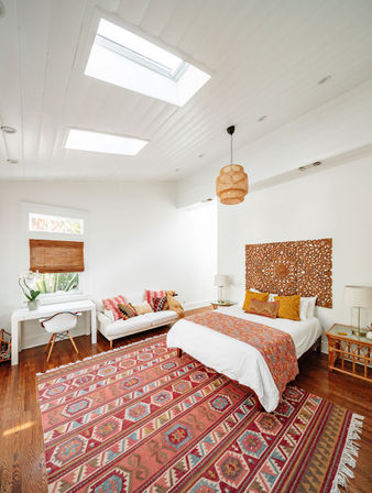 Charming 4 BR English Cottage in Hollywood Dell image 14