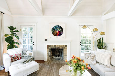 Charming 4 BR English Cottage in Hollywood Dell image 5