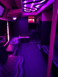 Party Buses for Wine Tours, Brewery Tours, 6th St Bars & More image 8