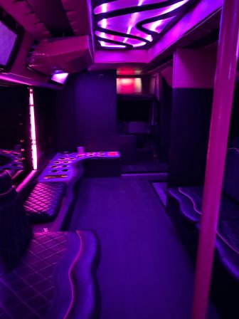 Party Buses for Wine Tours, Brewery Tours, 6th St Bars & More image 8