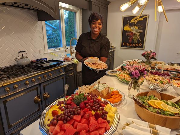 Dallas Party Host Helpers: Bartending, Cleanup, Party and Decor Setup, and more image 18