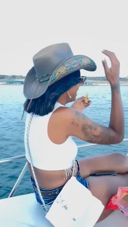 Lake Travis Cruise Experience: Sunset or Karaoke image 9