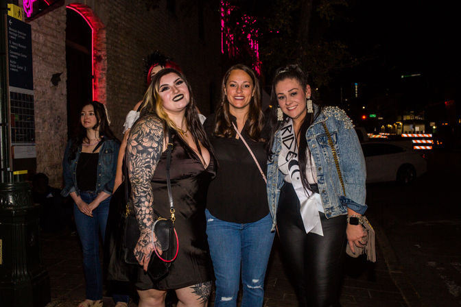 Boos & Booze: Ghost Tour + Bar Crawl in Austin image 12