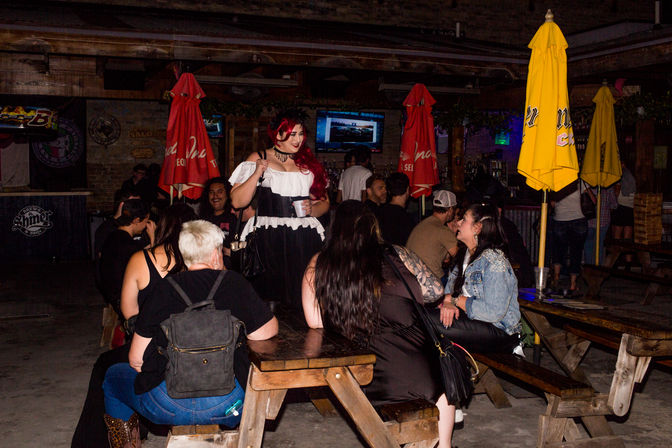 Boos & Booze: Ghost Tour + Bar Crawl in Austin image 7
