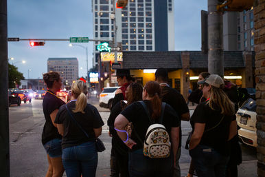 Boos & Booze: Ghost Tour + Bar Crawl in Austin image 6