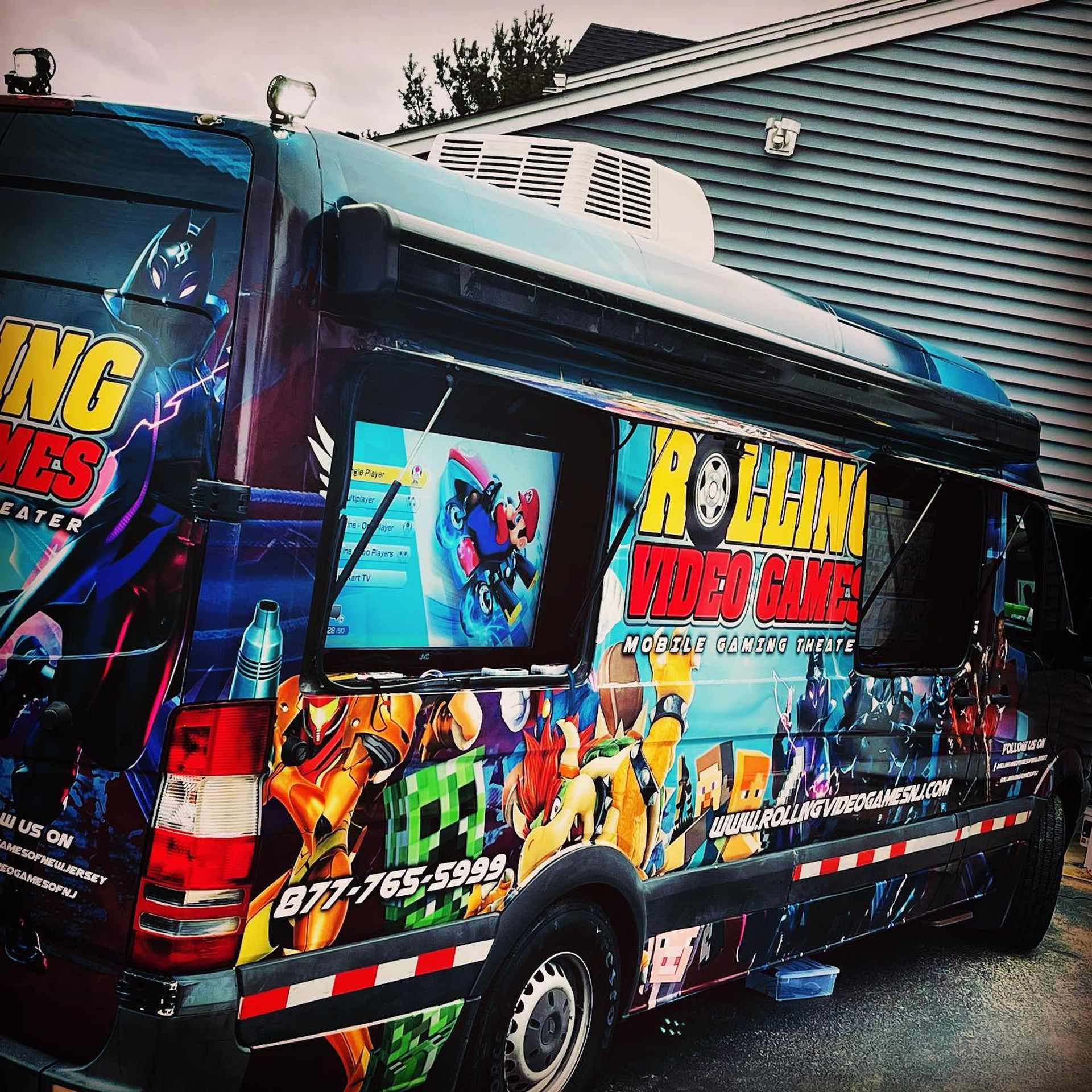 Ultimate Gaming Party on Wheels: Rolling Video Games of NJ image 1