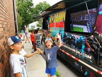 Ultimate Gaming Party on Wheels: Rolling Video Games of NJ image 5