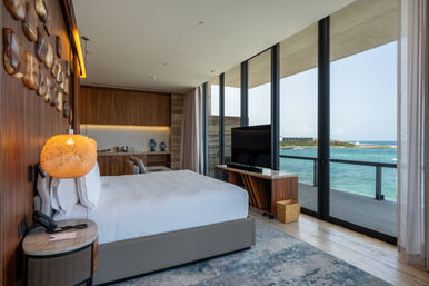 Villa Tulkal: Exquisite Retreat within the Hilton Conrad Complex image 6