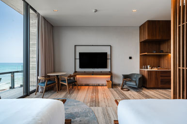 Villa Tulkal: Exquisite Retreat within the Hilton Conrad Complex image 14