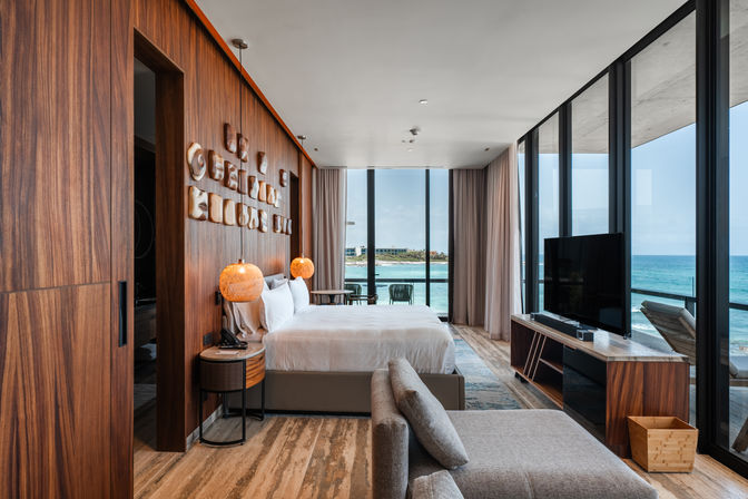Villa Tulkal: Exquisite Retreat within the Hilton Conrad Complex image 9