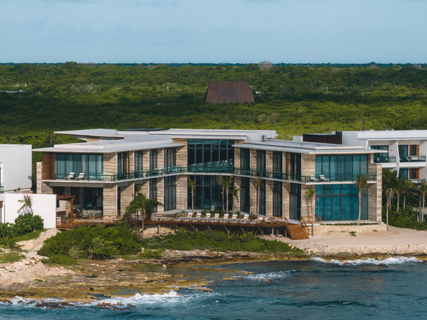 Villa Tulkal: Exquisite Retreat within the Hilton Conrad Complex image 1