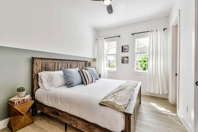 Luxe Duplex Resort with a Mega Hot Tub near NRG Stadium image 36