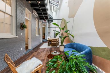 Double Condo Rental with Spacious and Luxurious Art-Filled Suites, Private Rooftop Terrace & Parking image 2
