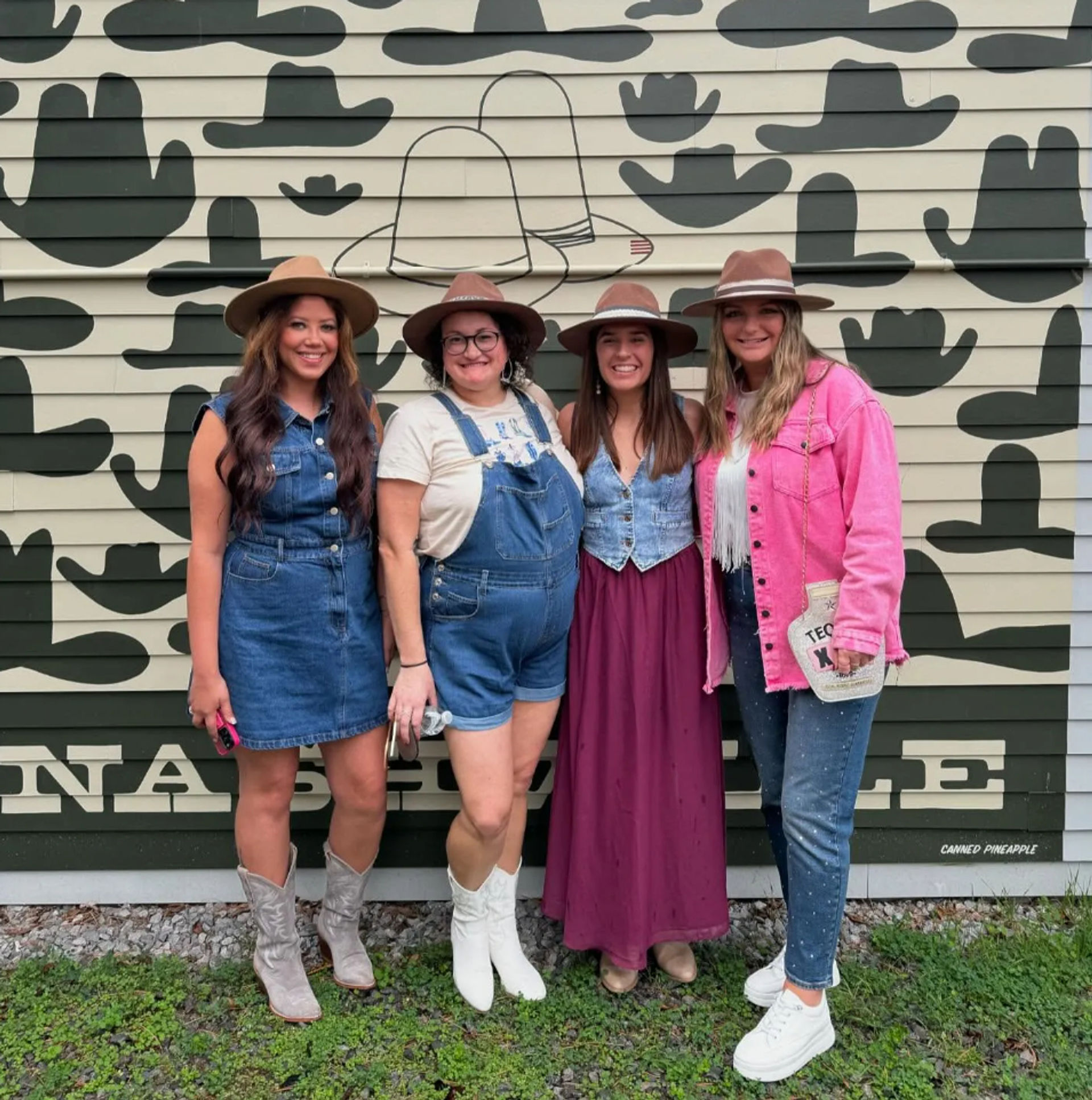 Custom Hat Bar in Nashville: We Come to You! image 1