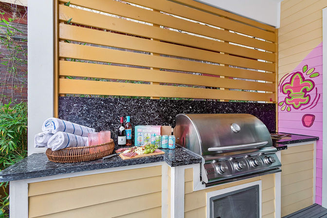 Tropical Paradise with Heated Pool Minutes to French Quarter image 22