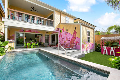 Tropical Paradise with Heated Pool Minutes to French Quarter image 1