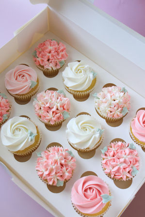 Custom Cakes & Cupcake Delivery in St. Louis: 314 Cakes image 6