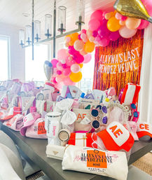 Bachelorette Decor & Weekend Planning by Got Your Bash: Coastal Chic Themes & Elegant Setups image 5